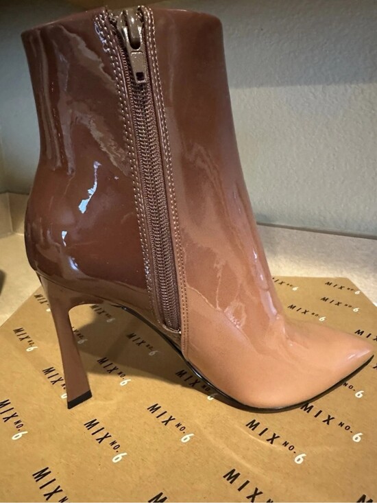 Mix No. 6 Shoes - Mix No. 6 Two-Tone Patent Brown and Nude Pointed Ankle Bootie NWOT Sz 8.5